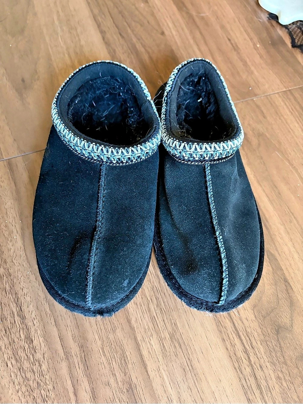 UGG Black Slippers US 1 KIDS